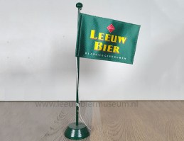 tafelstandaard leeuw bier vlag 1